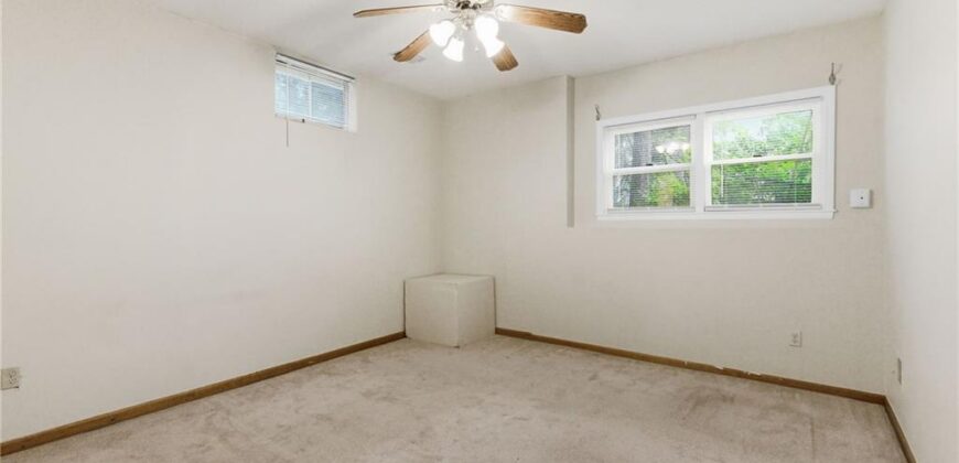 4808 NW 57th Place, Kansas City, MO 64151