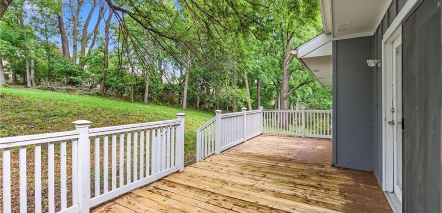 4808 NW 57th Place, Kansas City, MO 64151
