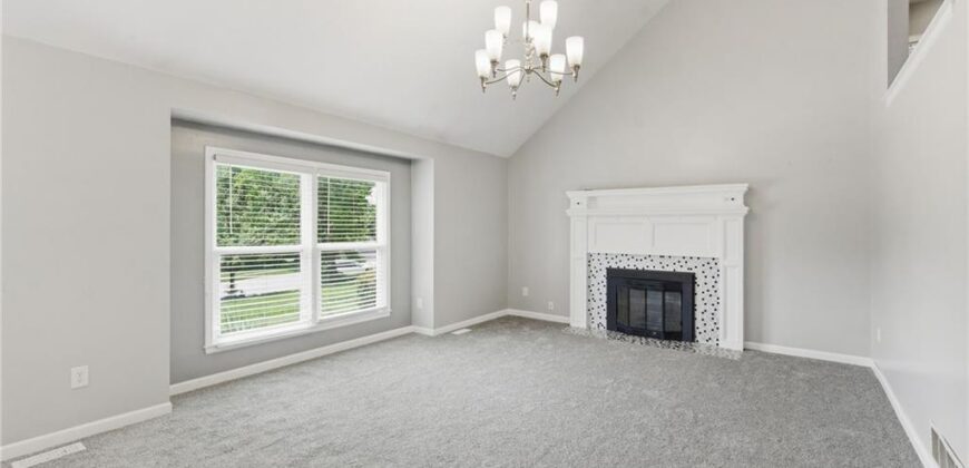 4808 NW 57th Place, Kansas City, MO 64151