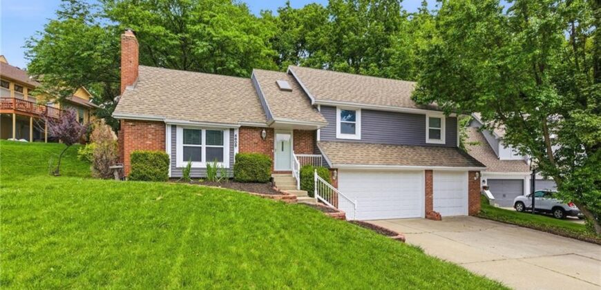4808 NW 57th Place, Kansas City, MO 64151