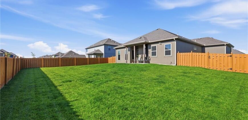 10836 N Crystal Avenue, Kansas City, MO 64156