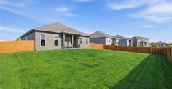 10836 N Crystal Avenue, Kansas City, MO 64156