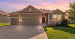 10836 N Crystal Avenue, Kansas City, MO 64156