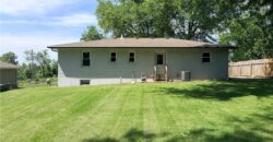13101 NW Porter Road, Parkville, MO 64152