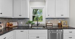 13101 NW Porter Road, Parkville, MO 64152
