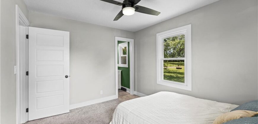 13101 NW Porter Road, Parkville, MO 64152