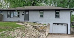 13101 NW Porter Road, Parkville, MO 64152