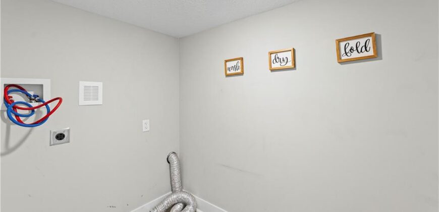 13101 NW Porter Road, Parkville, MO 64152