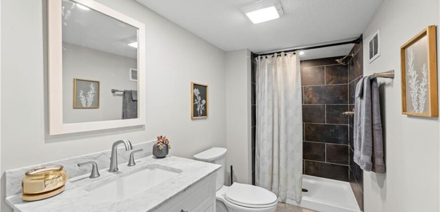 13101 NW Porter Road, Parkville, MO 64152