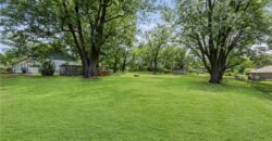 13101 NW Porter Road, Parkville, MO 64152