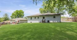 13101 NW Porter Road, Parkville, MO 64152
