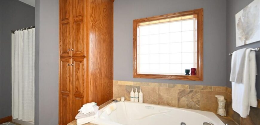 12985 NW 145 Terrace, Platte City, MO 64079