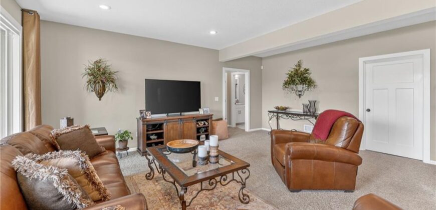 12255 NW Belmont Drive, Platte City, MO 64079