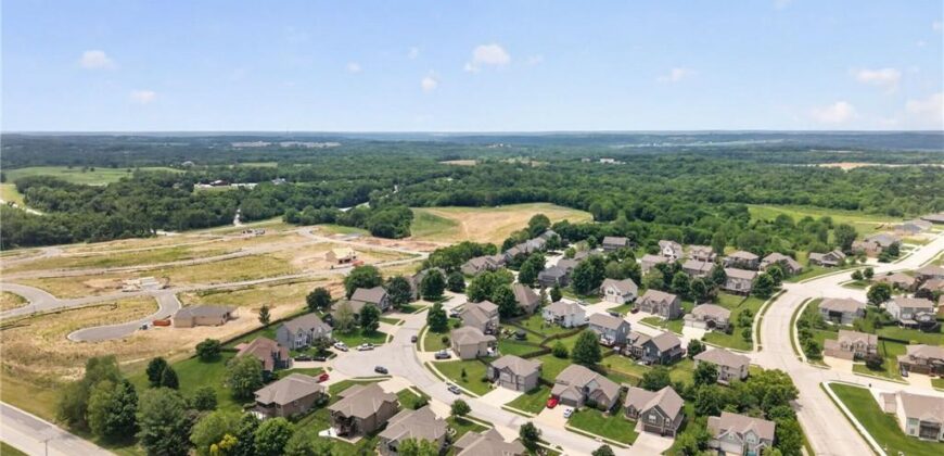 12255 NW Belmont Drive, Platte City, MO 64079