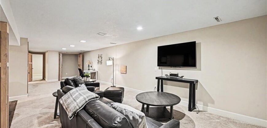 56 Maple Drive, Platte City, MO 64079