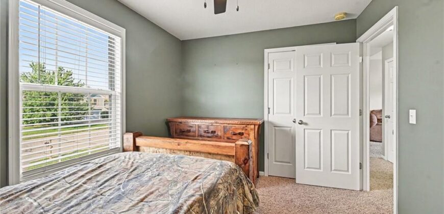 502 Lake Meadows Drive, Smithville, MO 64089