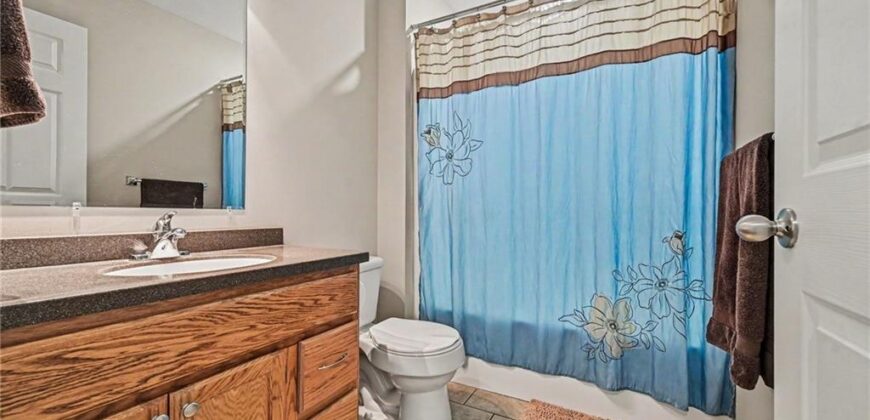 502 Lake Meadows Drive, Smithville, MO 64089