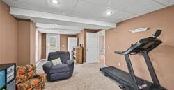 502 Lake Meadows Drive, Smithville, MO 64089
