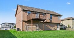 502 Lake Meadows Drive, Smithville, MO 64089