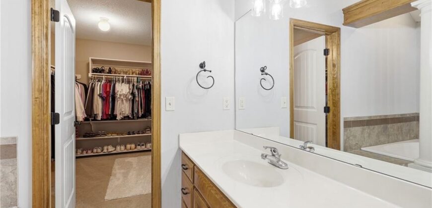 2210 NE 109th Terrace, Kansas City, MO 64155