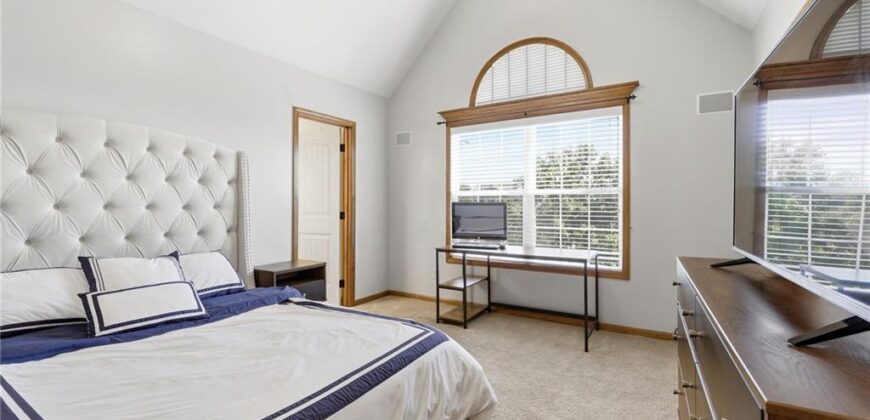 2210 NE 109th Terrace, Kansas City, MO 64155