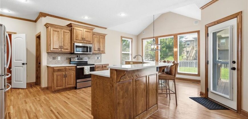 2210 NE 109th Terrace, Kansas City, MO 64155
