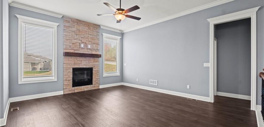 15300 Jessica Street, Parkville, MO 64152