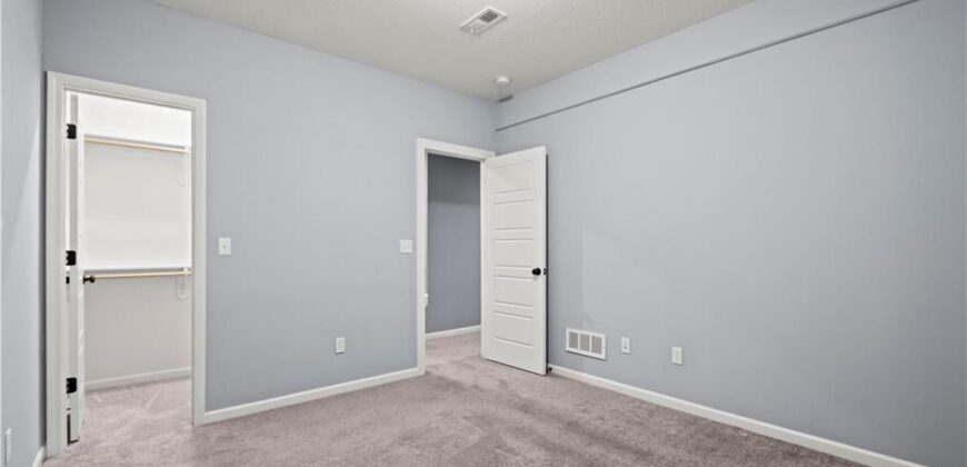 15300 Jessica Street, Parkville, MO 64152