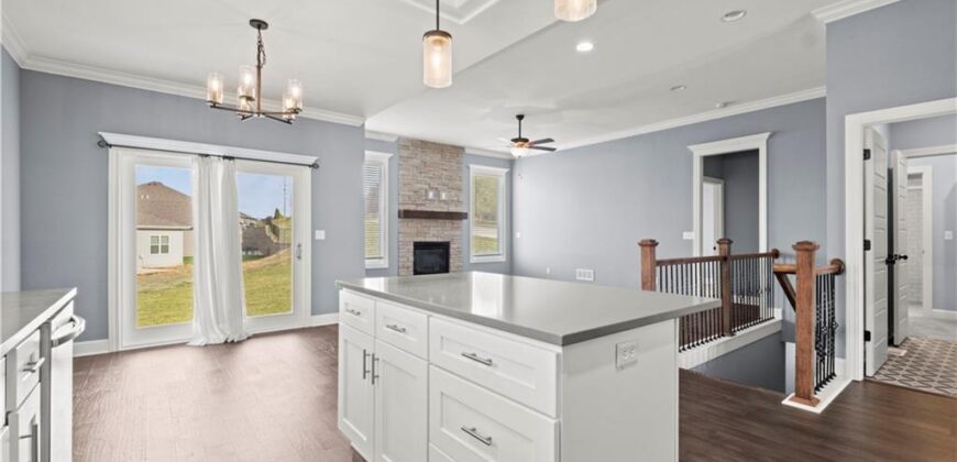 15300 Jessica Street, Parkville, MO 64152