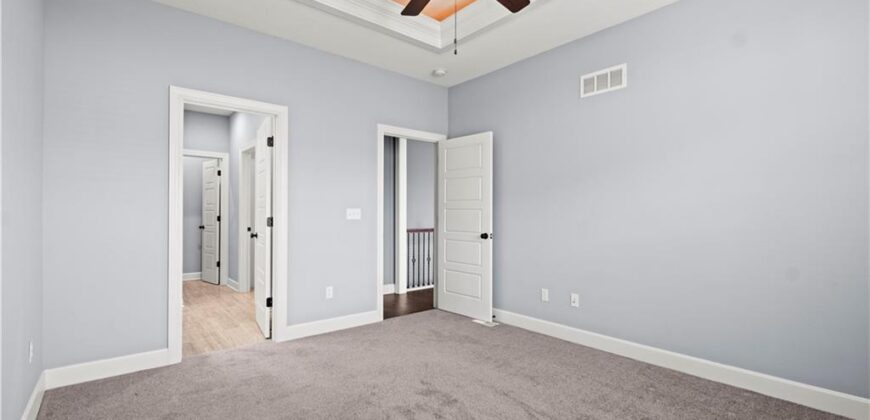 15300 Jessica Street, Parkville, MO 64152