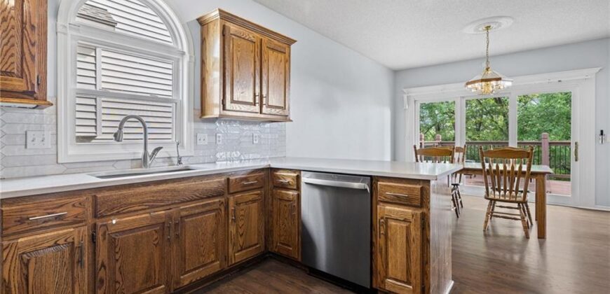 8655 N Britt Avenue, Kansas City, MO 64154