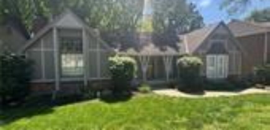 5305 NW 58TH Terrace, Kansas City, MO 64151