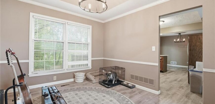 5305 NW 58TH Terrace, Kansas City, MO 64151