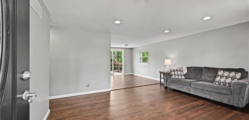 5215 NE 60th Terrace, Kansas City, MO 64119