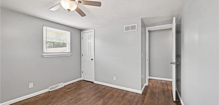 5215 NE 60th Terrace, Kansas City, MO 64119