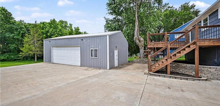 5215 NE 60th Terrace, Kansas City, MO 64119