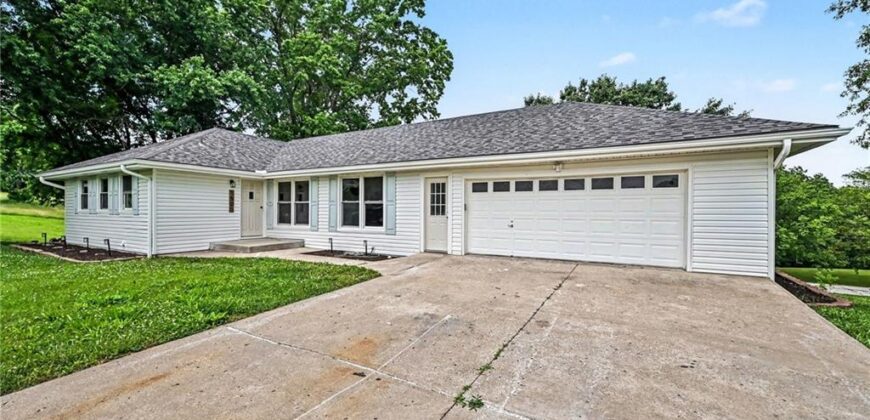 1500 Ridgeview Road, Liberty, MO 64068