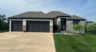 7041 N London Avenue, Kansas City, MO 64151