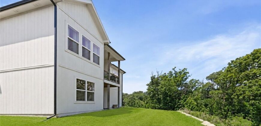 7041 N London Avenue, Kansas City, MO 64151