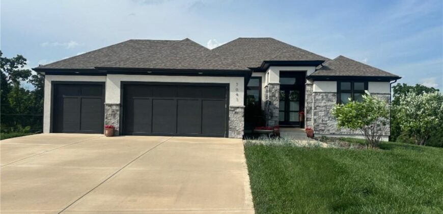 7041 N London Avenue, Kansas City, MO 64151