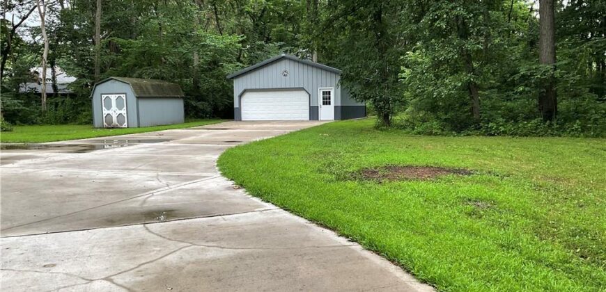 17601 River Drive, Kearney, MO 64060