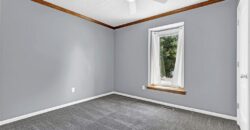 906 Pine Crest Avenue, Kearney, MO 64060