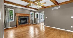 906 Pine Crest Avenue, Kearney, MO 64060