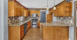 906 Pine Crest Avenue, Kearney, MO 64060
