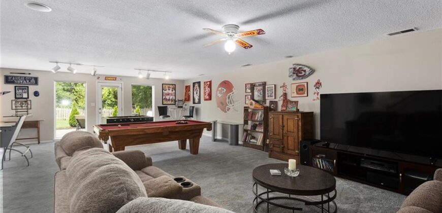 756 Herrman Court, Liberty, MO 64068