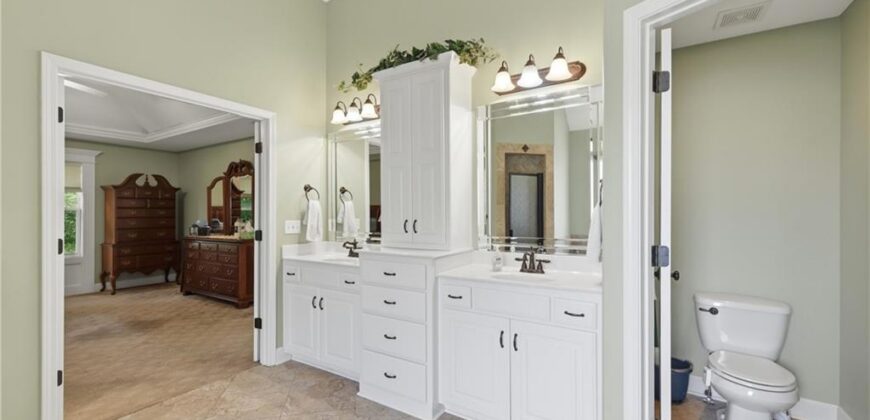 6121 N Cypress Court, Kansas City, MO 64119
