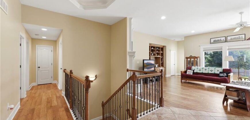 6121 N Cypress Court, Kansas City, MO 64119