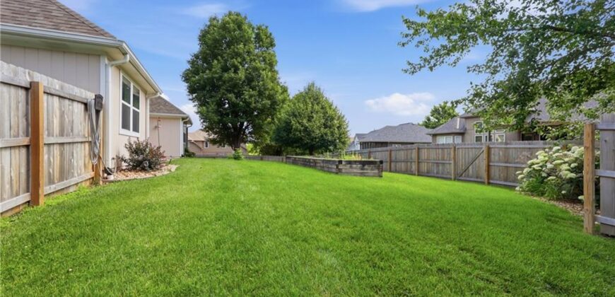 6121 N Cypress Court, Kansas City, MO 64119