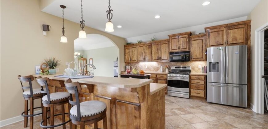 6121 N Cypress Court, Kansas City, MO 64119