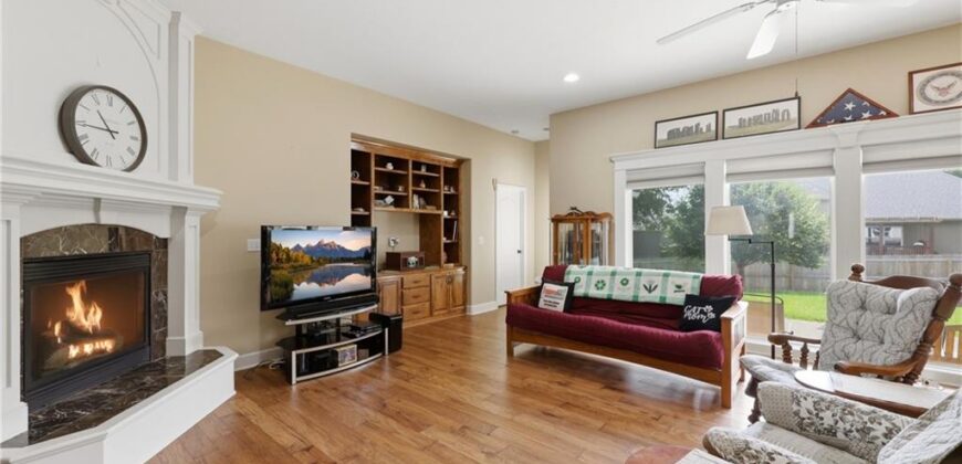 6121 N Cypress Court, Kansas City, MO 64119